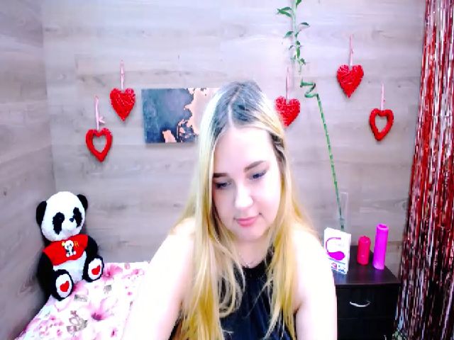 Live sex webcam photo for Cheryl_Sky #252449730