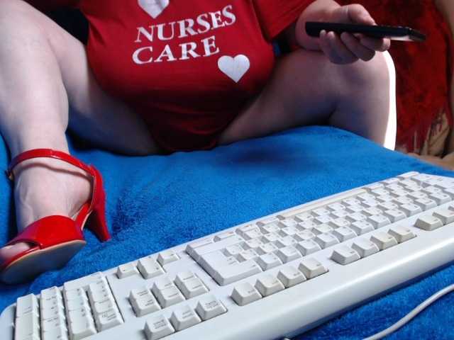 Live sex webcam photo for hornymarina #248888323