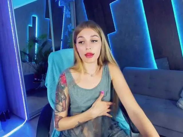 Live sex webcam photo for RapunzelME #256850647