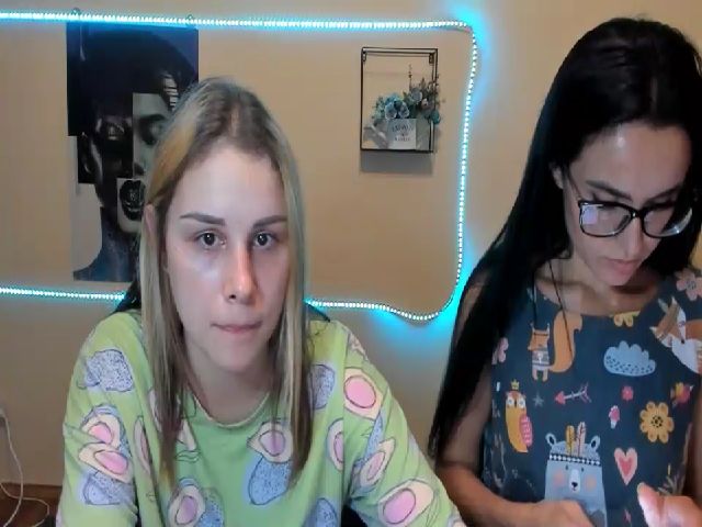 Live sex webcam photo for PolliMilk #259931261