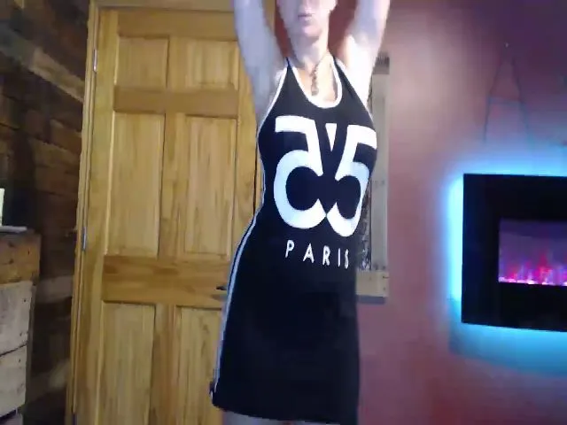 Live sex webcam photo for TrueHalo #265199557