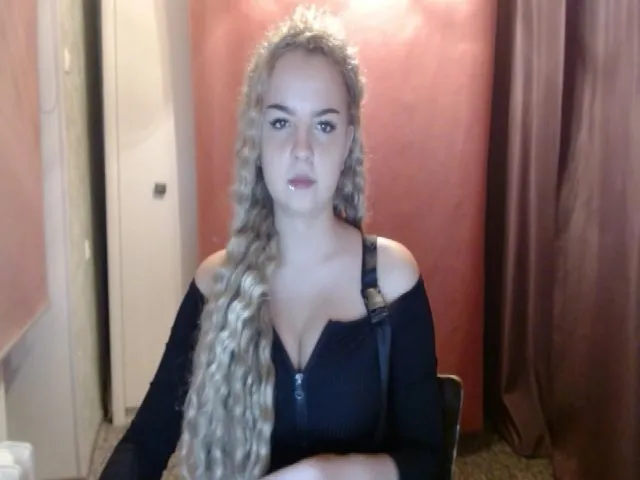 Live sex webcam photo for Lio_noy #262815540