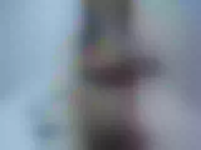 Live sex webcam photo for Mymysterryy24 #254327361