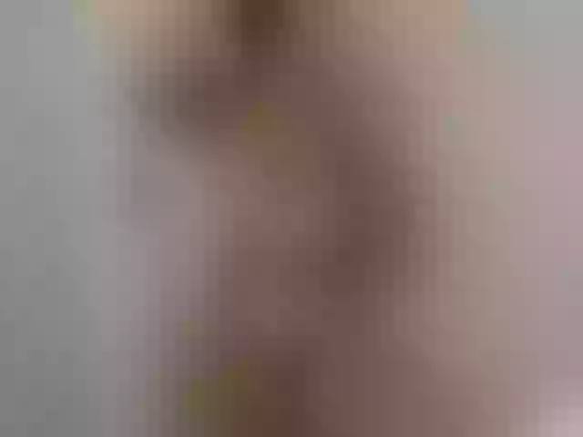 Live sex webcam photo for dreamyriri #263254549