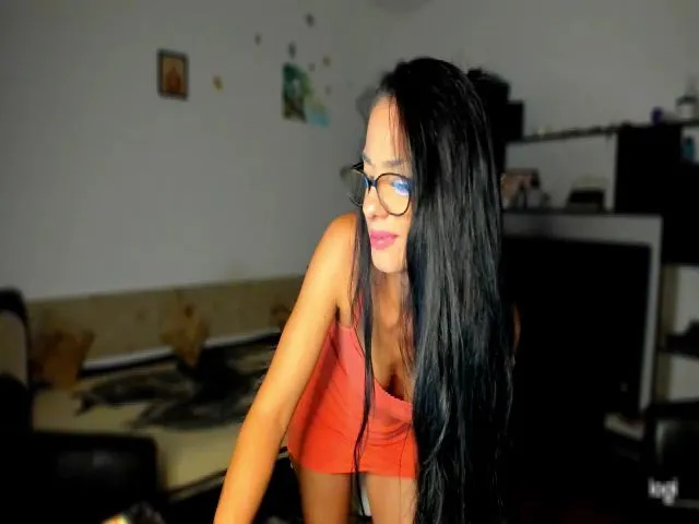 Live sex webcam photo for XLaraCroftX #258860015