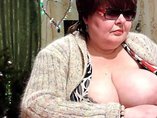 Live sex webcam photo for lady-Nicol #240993761