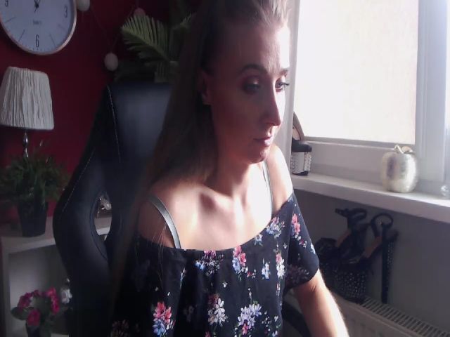 Live sex webcam photo for StarALENA #263689739