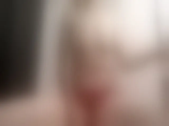 Live sex webcam photo for Arianaskysexx #253192825