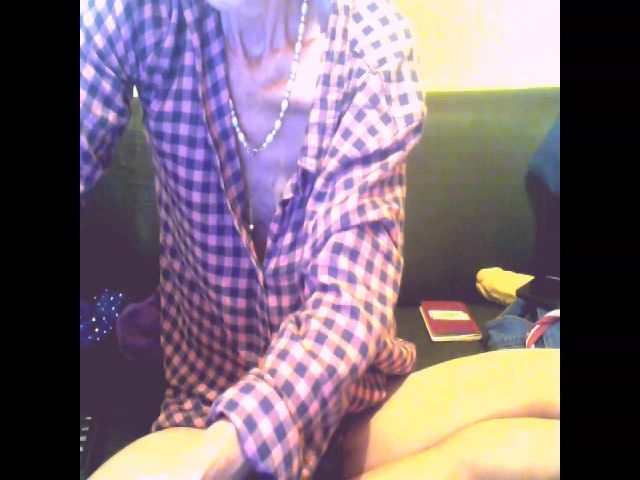 Live sex webcam photo for Sexygeny #262903259