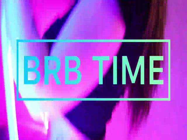 Live sex webcam photo for LisaMellow #259559904