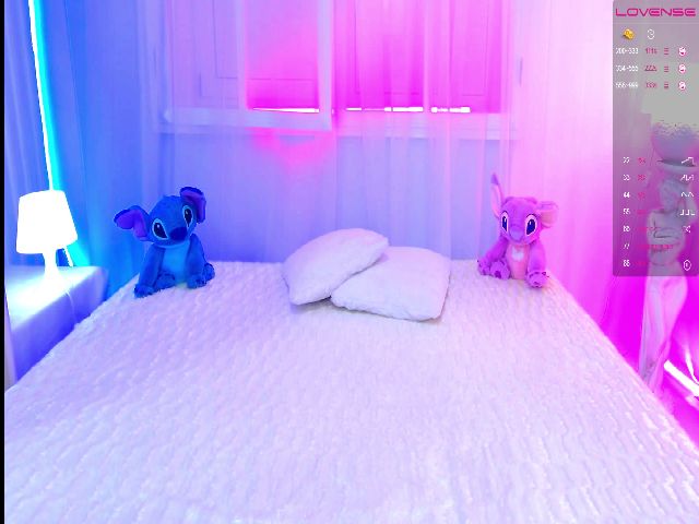 Live sex webcam photo for Jay__Kitten #259598976