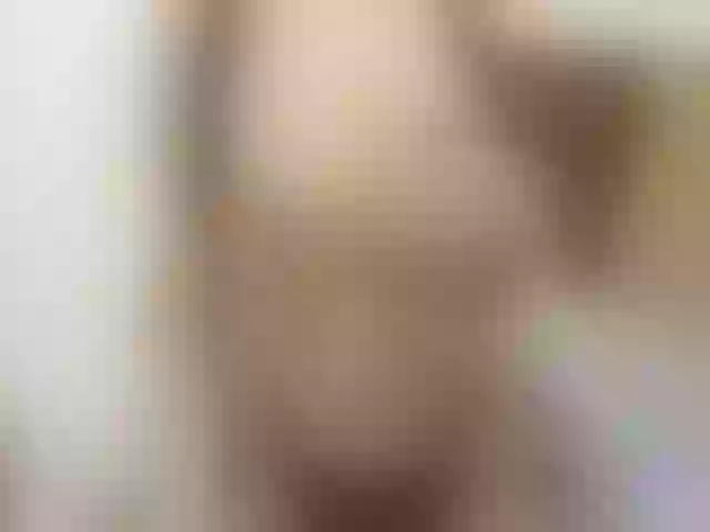 Live sex webcam photo for skinnyMeow #263345828