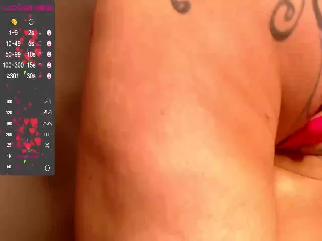 Live sex webcam photo for Klumstars #264948772
