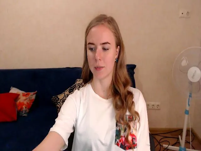 Live sex webcam photo for Limana_xo #252589305