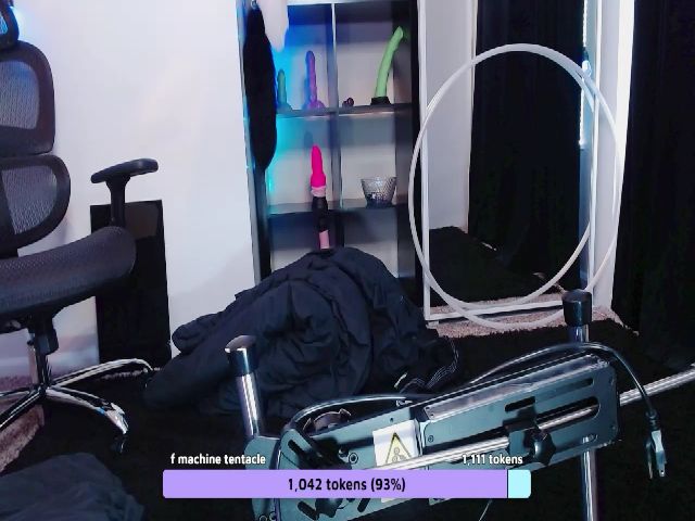 Live sex webcam photo for moonlitfox #260925762