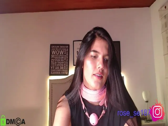 Live sex webcam photo for Rose_se #261789493