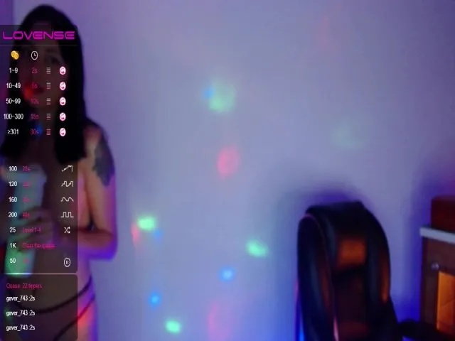 Live sex webcam photo for Addisonclark9 #261812367