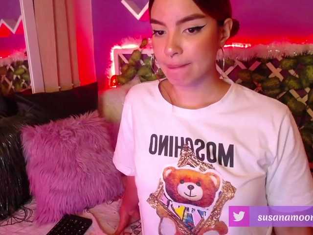 Live sex webcam photo for SusannaMoree #241069196