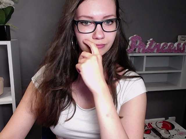 Live sex webcam photo for meganXextasy #246651984