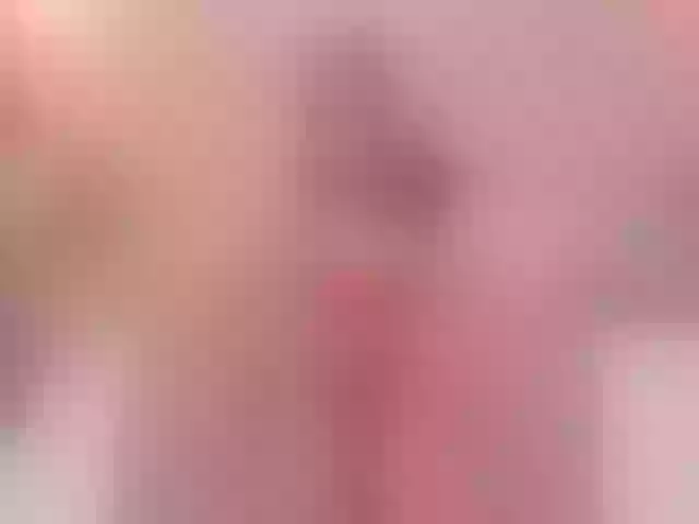 Live sex webcam photo for EmmaSiff #252862983