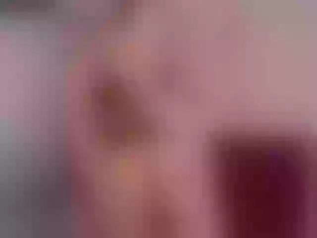 Live sex webcam photo for Sun_kissed1 #259131871
