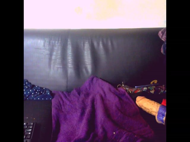 Live sex webcam photo for Sexygeny #257670126