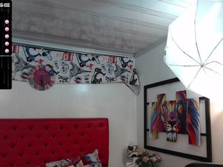 Live sex webcam photo for MERLINASMITTH #240834240