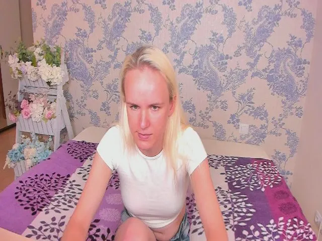 Live sex webcam photo for SusanSmite #257914957