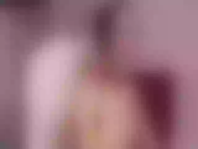 Live sex webcam photo for Sun_kissed1 #263523990