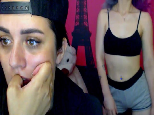 Live sex webcam photo for JordanFrank #256779972