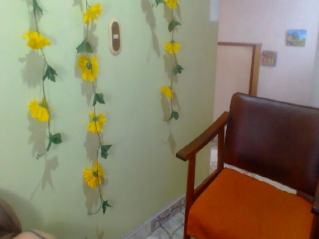 Live sex webcam photo for SHAYRA_ #257822652