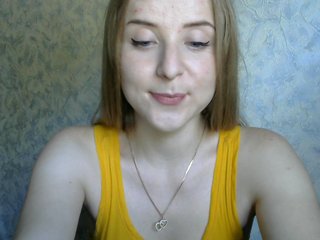 Live sex webcam photo for blonde-kisses #240500809