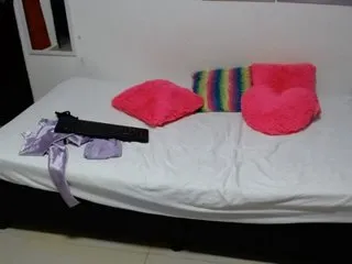 Live sex webcam photo for melany0126 #240866811