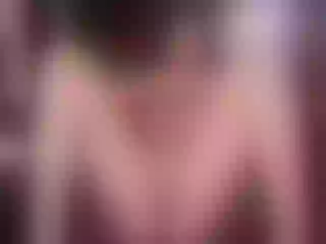 Live sex webcam photo for JenniferLuvv #261272077