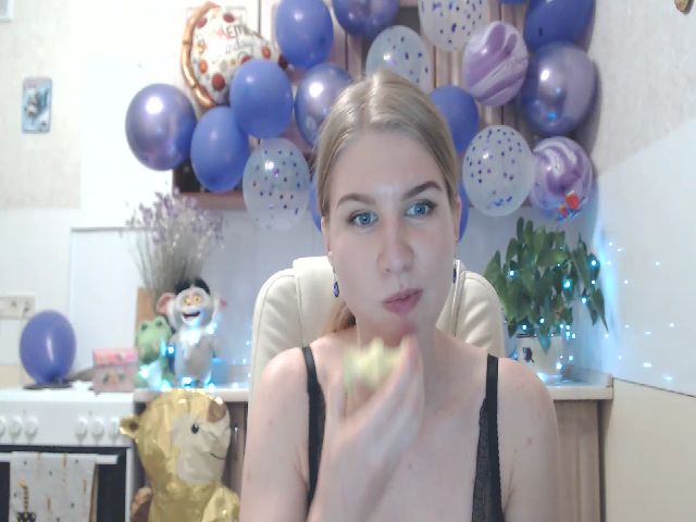 Live sex webcam photo for Ms_Charming #256607390