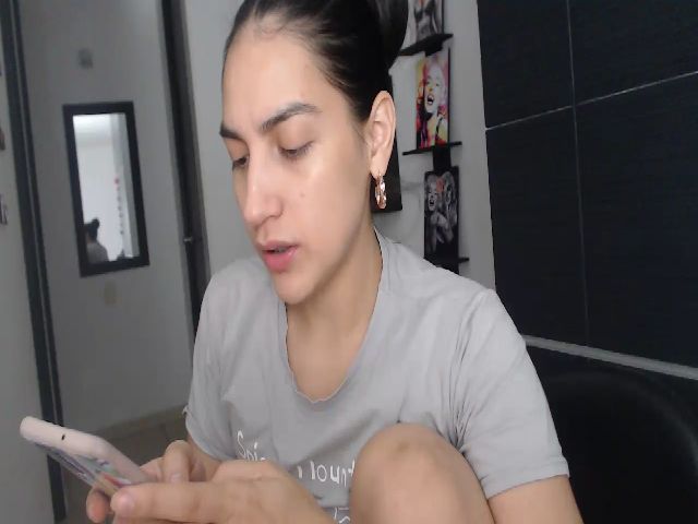 Live sex webcam photo for Mandy_berry1 #253740829