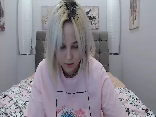 Live sex webcam photo for Helokit #254096398