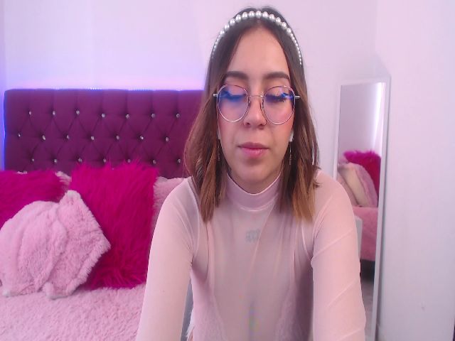 Live sex webcam photo for SamPuckett #254833518