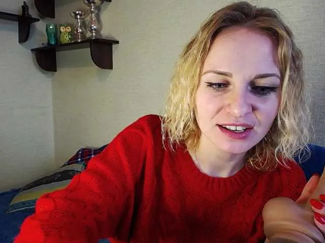 Live sex webcam photo for YummyLilya #241064092