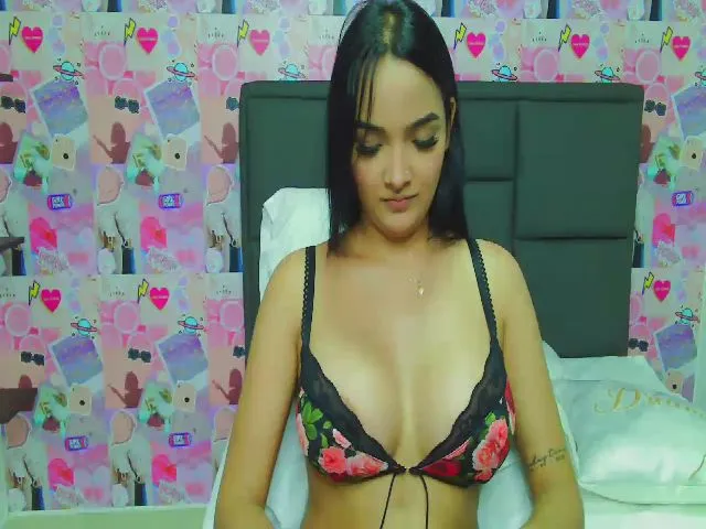 Live sex webcam photo for mia211_ #257102133