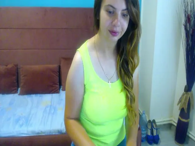 Live sex webcam photo for beautyChiara #254017197
