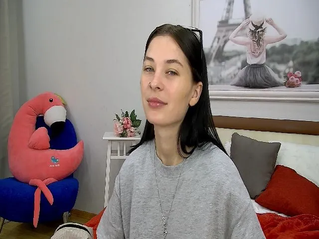 Live sex webcam photo for JessieSwan #258810743