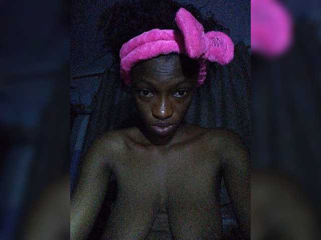 Live sex webcam photo for brownchokolin #252672885