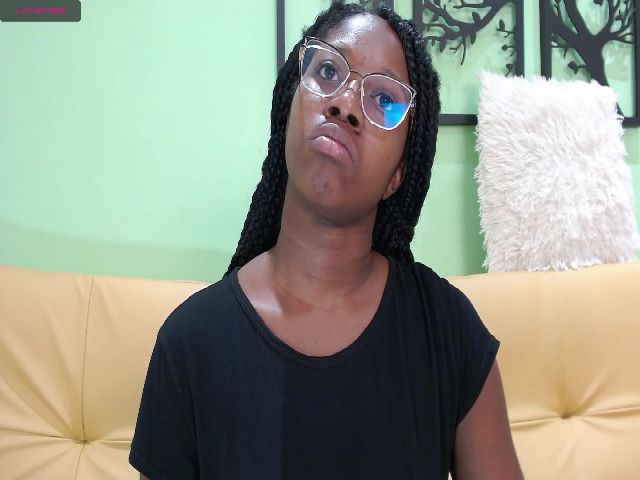 Live sex webcam photo for Connywells #263353294