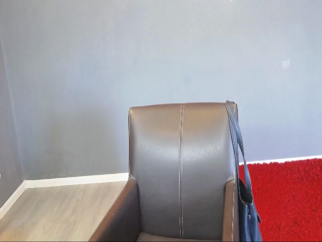 Live sex webcam photo for Viviana05 #256815574