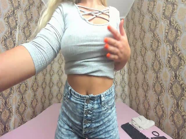 Live sex webcam photo for Eve_eveline #256493332