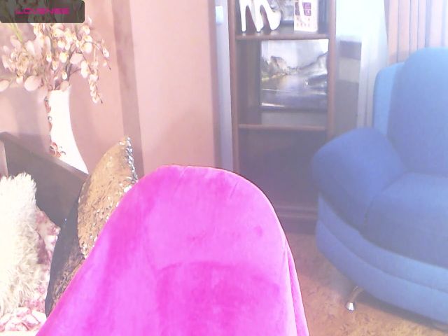 Live sex webcam photo for Kelly7B #265572484