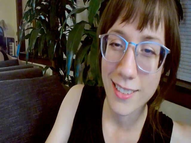 Live sex webcam photo for MinnieMoralia #255210599