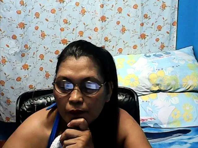 Live sex webcam photo for hOtGranny4u #253602381