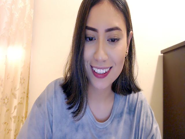 Live sex webcam photo for Day_Anna #252597746